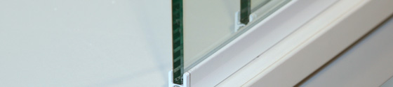 Vitrinenschrank-11.jpg